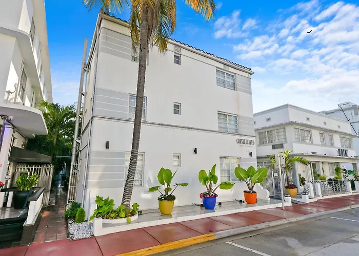 Chesterfield Hotel & Suites Miami Beach