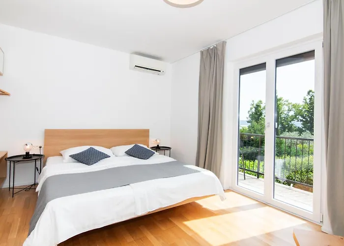 Forgotten Garden Apartments Portorose