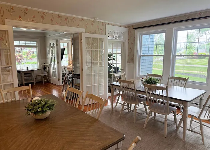 The Harbor Inn Kennebunkport