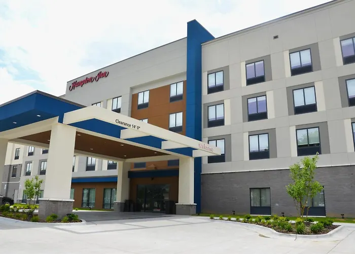 Hotels in Cabot