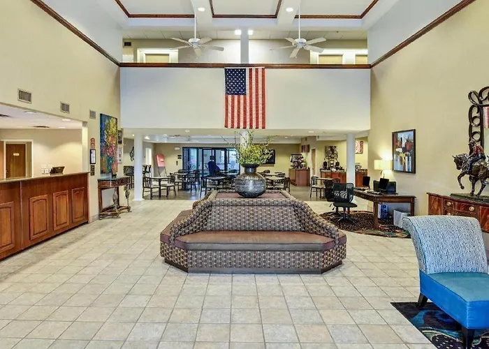 Comfort Inn & Suites Hot Springs Midtown