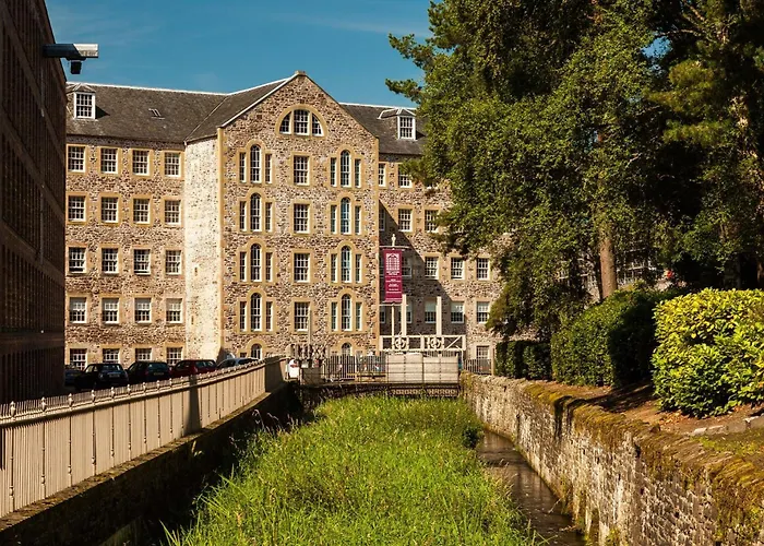 Lanark Hotels