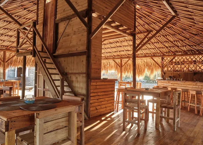 Hoteles en Tintipan Island