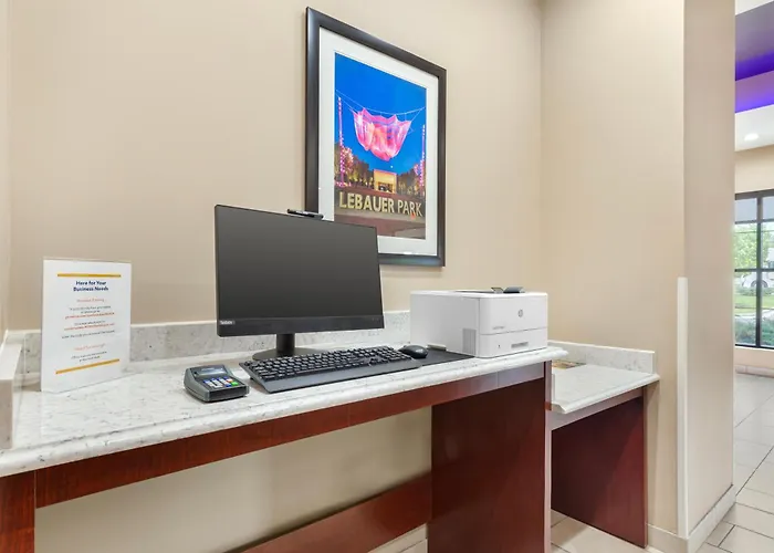 Comfort Suites Greensboro-High Point