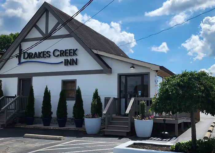 Drakes Creek Inn - Formerly The Relax Inn Hendersonville