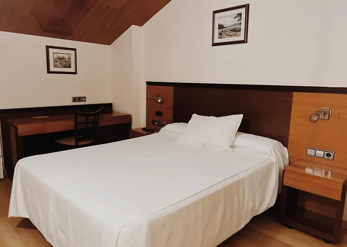 Hoteles en Hío