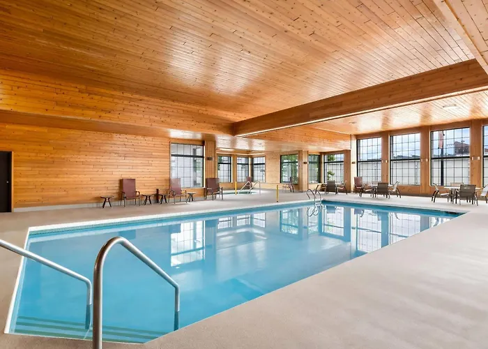 Super 8 By Wyndham La Crosse
