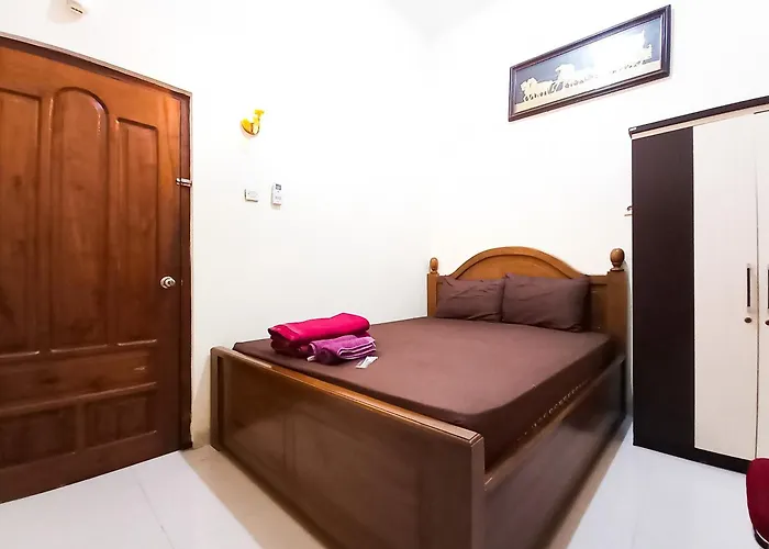 Wisma Trubus Syariah Redpartner Near Rsud Koesma Tuban