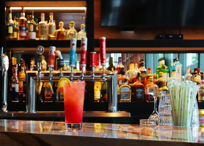 Embassy Suites By Hilton - Montreal
