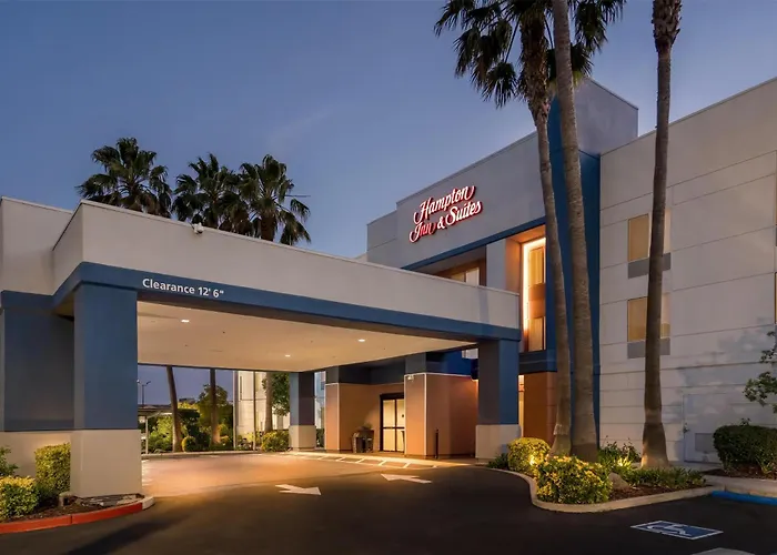 Hampton Inn & Suites Lathrop