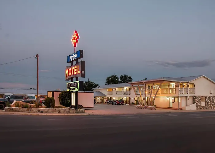 Travelodge By Wyndham Las Vegas Nm