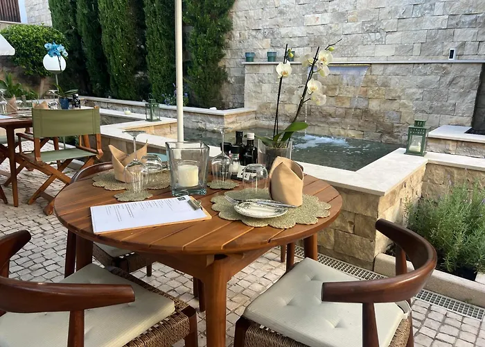 Eleven, Boutique Luxury House & Garden Acomodação com café da manhã Boliqueime