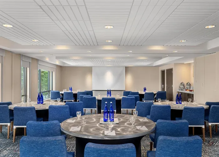 Hilton Garden Inn Burlington Downtown