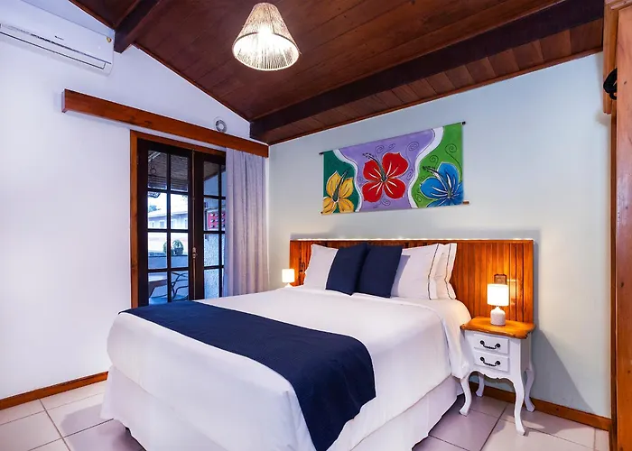 Hotel Village Enseada Ubatuba