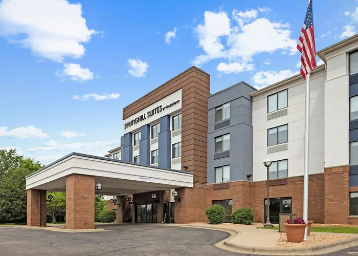 Saint Louis Park Hotels