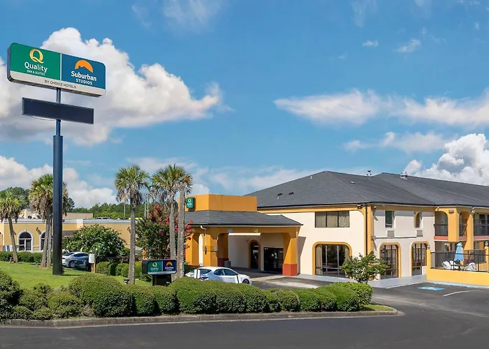 Quality Inn & Suites Orangeburg