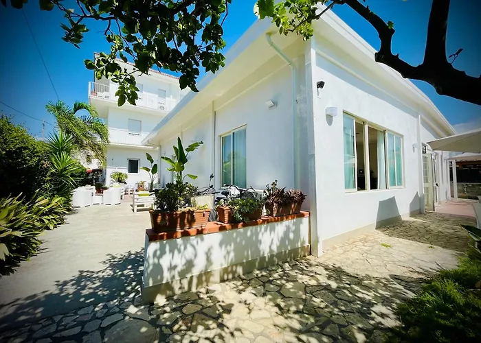 Minturnae Hotel Scauri 