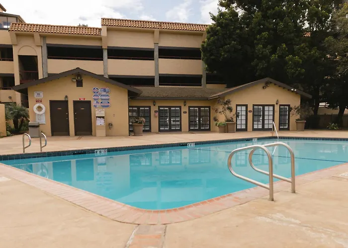 Historic Santa Maria Inn