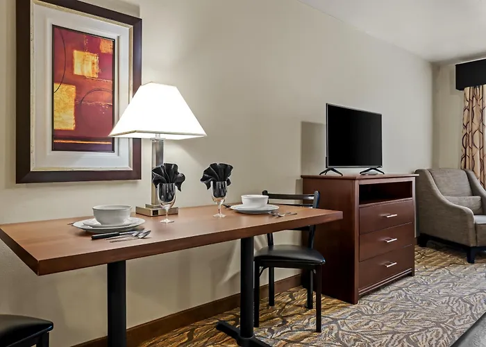 Carlin Hotels