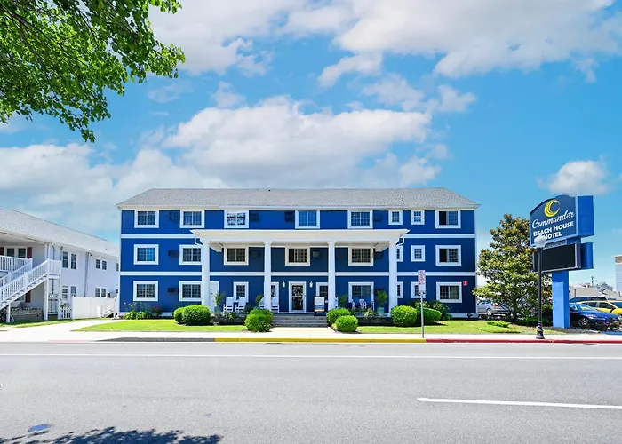 Commander Beach House Hotel