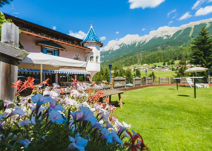 Hotel Des Alpes Soraga