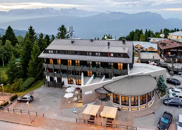 Hotel Dolomiti Chalet Vason