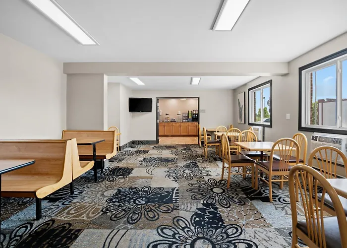 Fargo Hotels