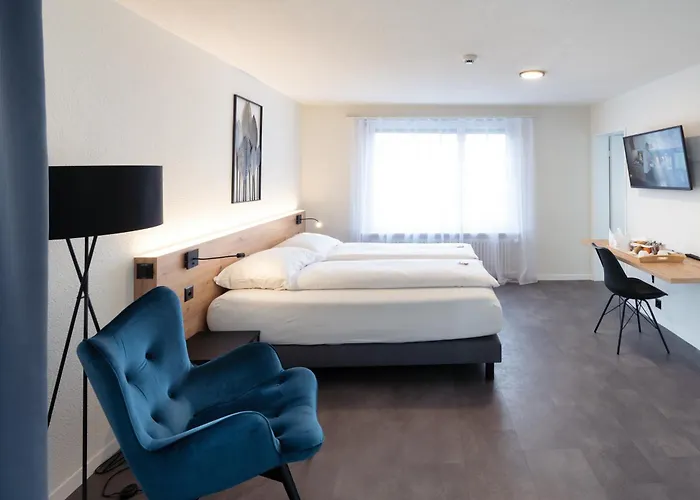 Hotel Bären Suhr