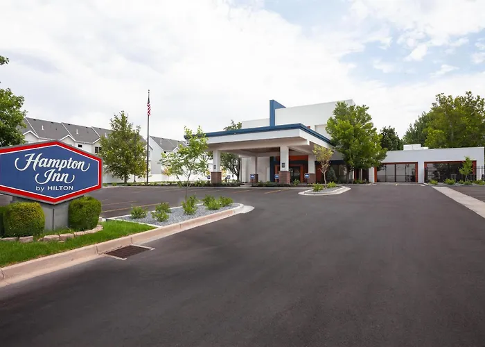 Woods Cross Hotels