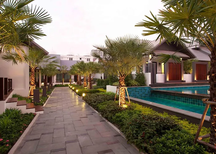 Long Beach Garden Hotel & Pavilions