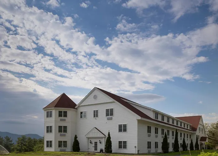 North Conway Hotels for Romantic Getaway