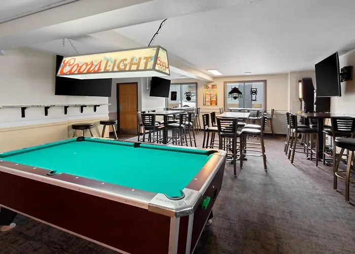 Fargo Hotels