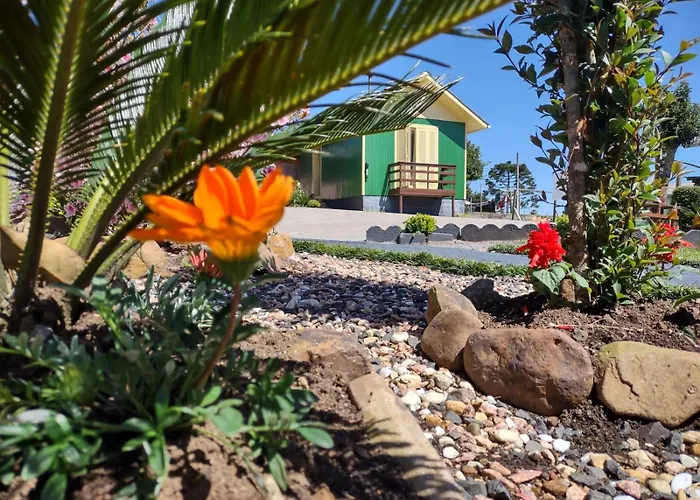 Cabanas Costaneira Cambará