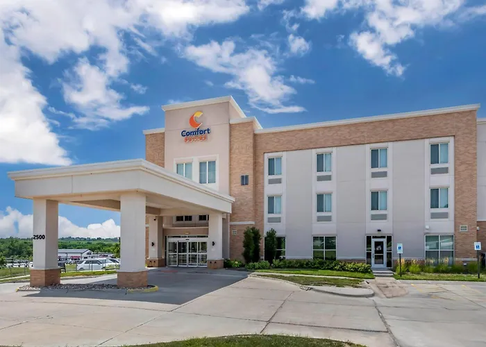 Comfort Suites West Omaha