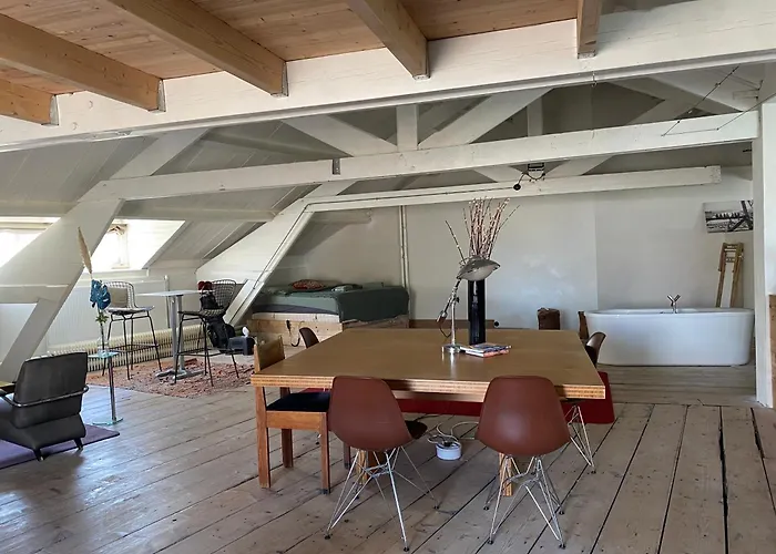 Room Lange Haven