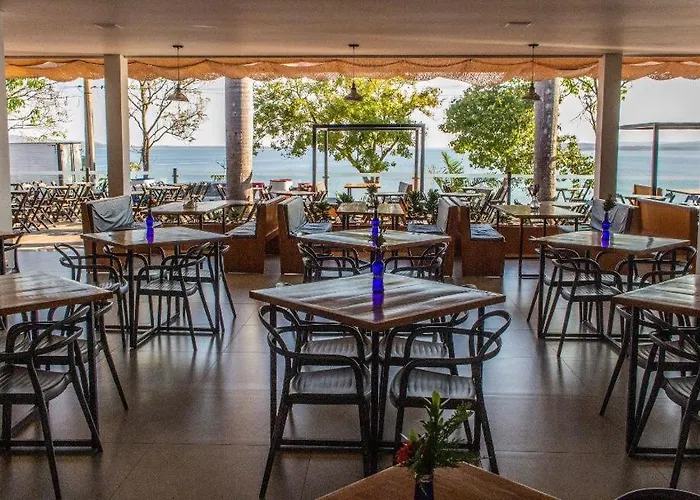 Grande Lago Hotel Gastronomia Bar Tres Marias 