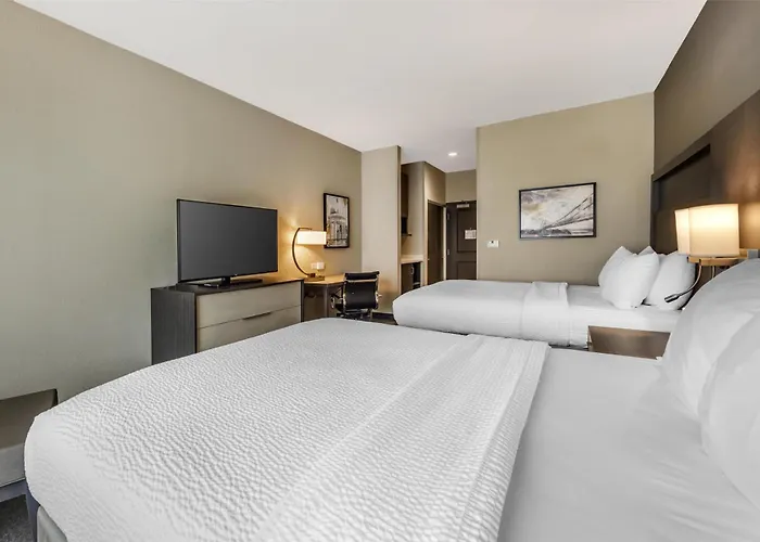 McKenzie Hotels