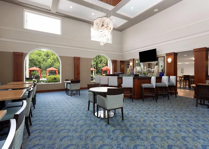 Hawthorn Extended Stay By Wyndham Naples Vineyards