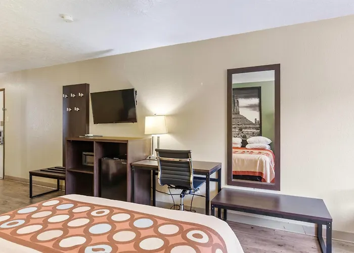 Super 8 By Wyndham St. George Ut Motel