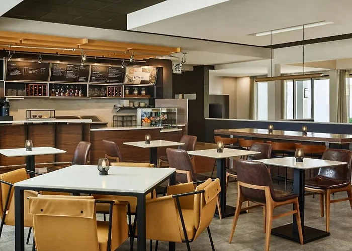 Courtyard By Marriott Boulder Hotel
