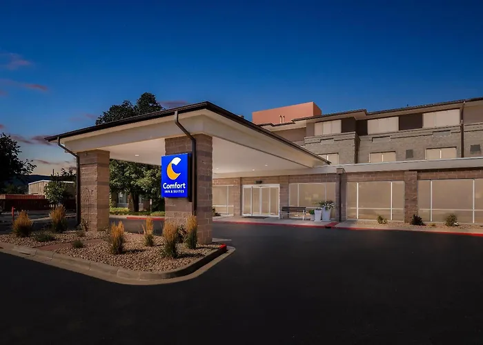 Comfort Inn & Suites Boulder
