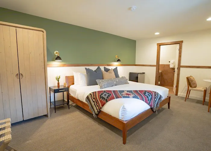 Petty Ranch Inn Springdale