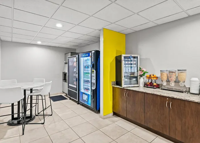 Searcy Hotels