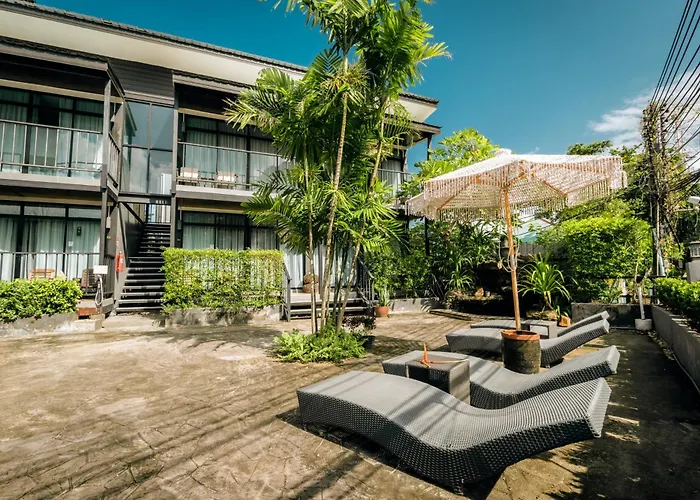 Ibiza House Phi Phi Hotel