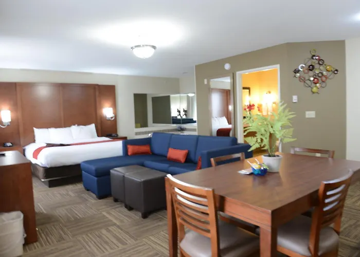 Luxury Hotels in Champaign