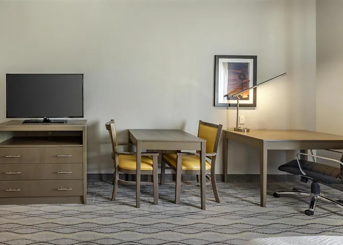 Pauls Valley Hotels