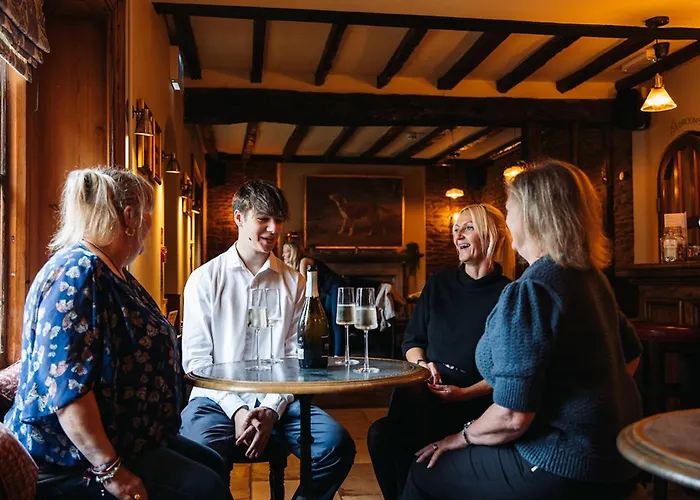 Cirencester Hotels