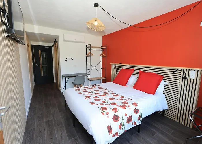Hôtels à Montrond-les-Bains