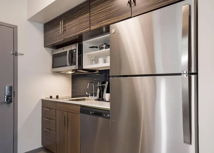 Mainstay Suites Gaylord