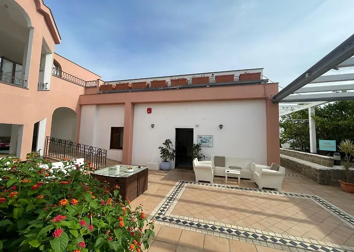 Hotel Lo Smeraldo - Oasi degli Olivi